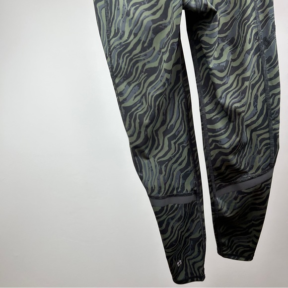 Sweaty Betty Power 7/8 Workout Tights Pocket Leggings Zebra Print Size XS - Picture 6 of 13